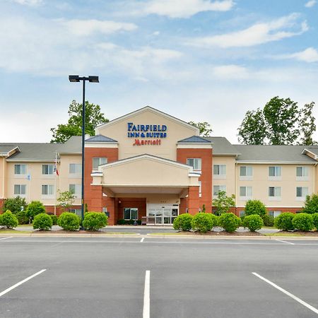 Fairfield Inn And Suites By Marriott Эшборо Экстерьер фото